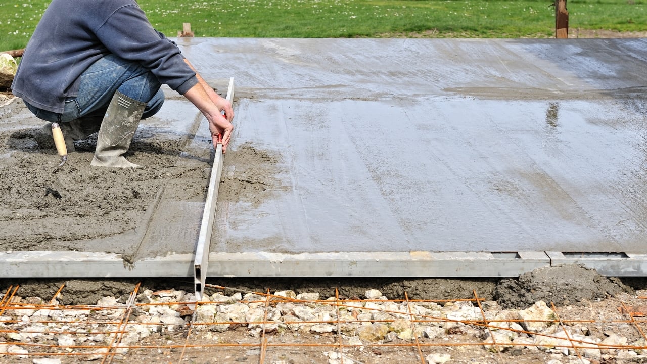 Surface Flaking or Spalling