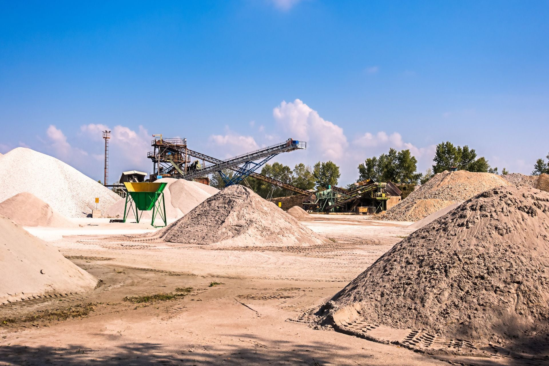Challenges and Limitations of Concrete Recycling
